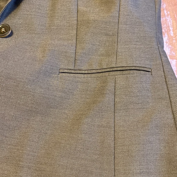 Elie Tahari Skirt Suit - Picture 6 of 7